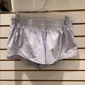 Lululemon Women’s Hotty Hots shorts size 10
